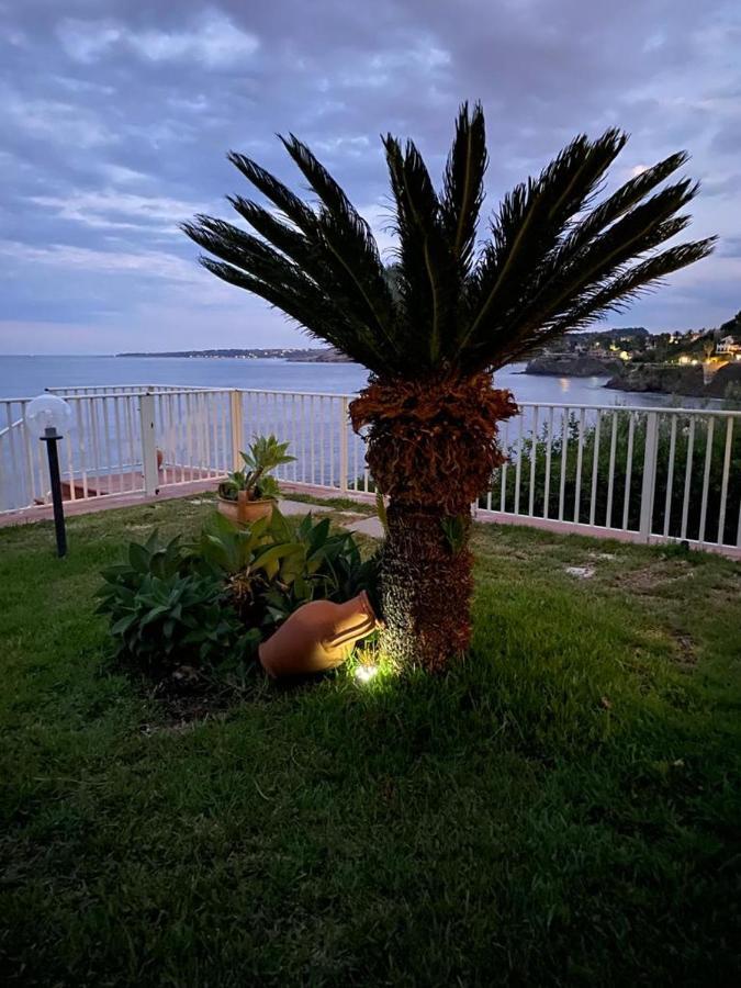 Villa Vela Аугуста Екстер'єр фото
